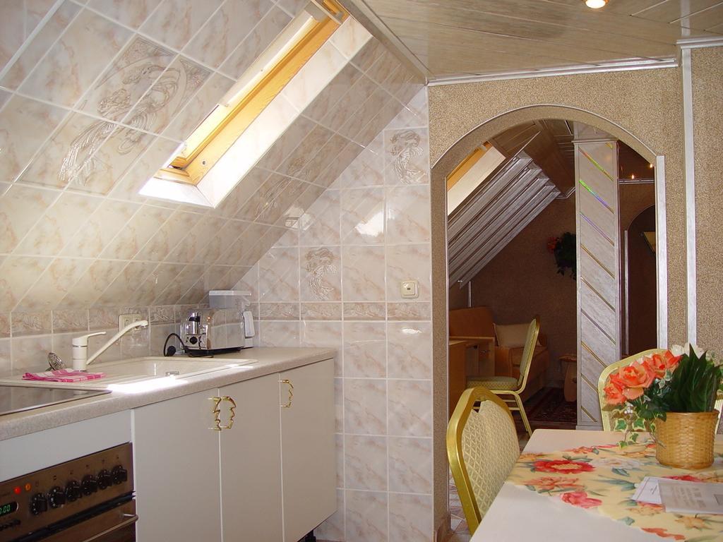 Central Hotel Швецинген Екстериор снимка