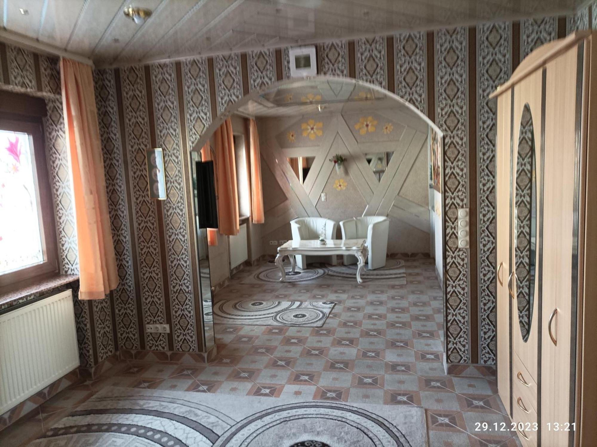 Central Hotel Швецинген Екстериор снимка