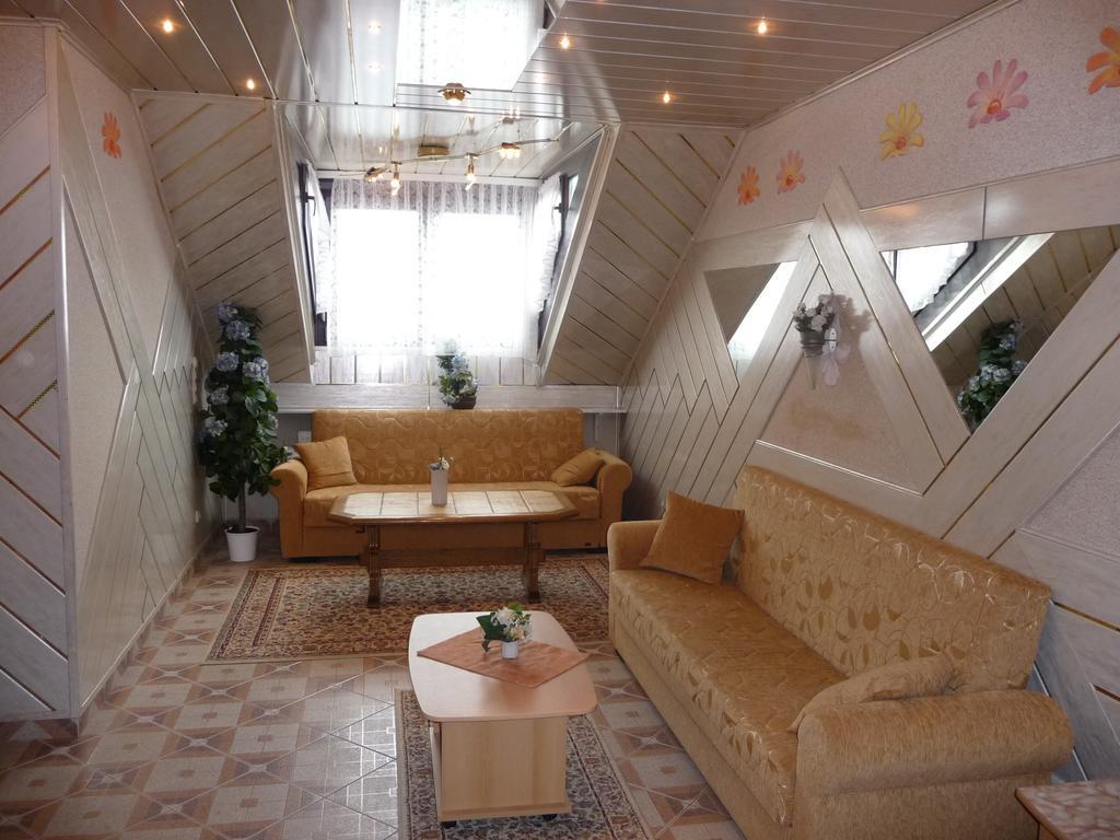 Central Hotel Швецинген Екстериор снимка